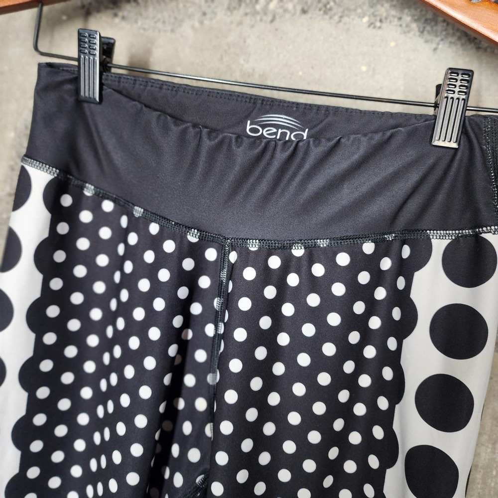 BEND sz L black white polka dot Yoga Athletic Leggings Pants - Picture 4 of 5
